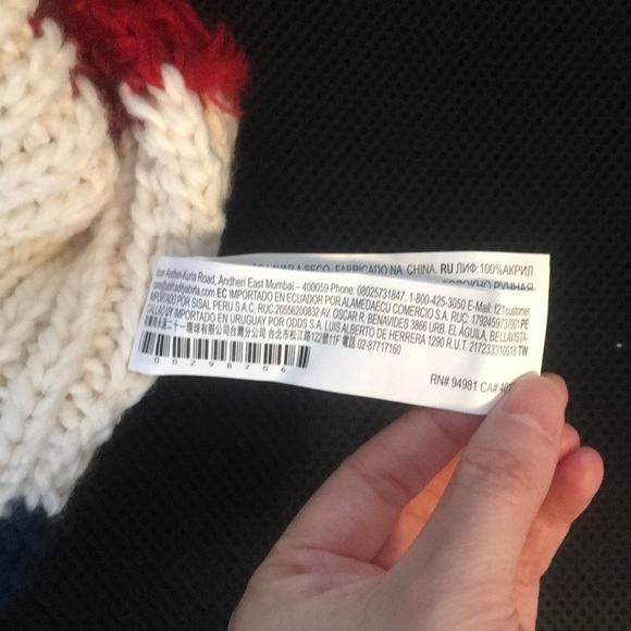 3/$20 Women’s Pom Hat Brand new - Picture 2 of 2